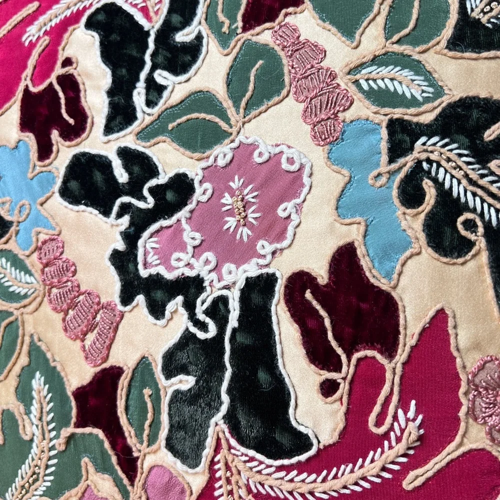 Ralph Lauren Red Silk Velvet Appliqué Floral Decorative Pillow 22″ x 22″ NWT